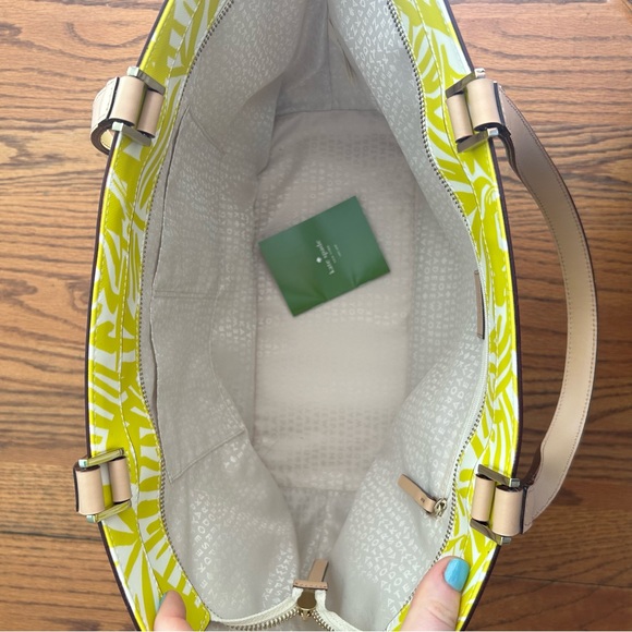 Kate Spade bag - Picture 3 of 5